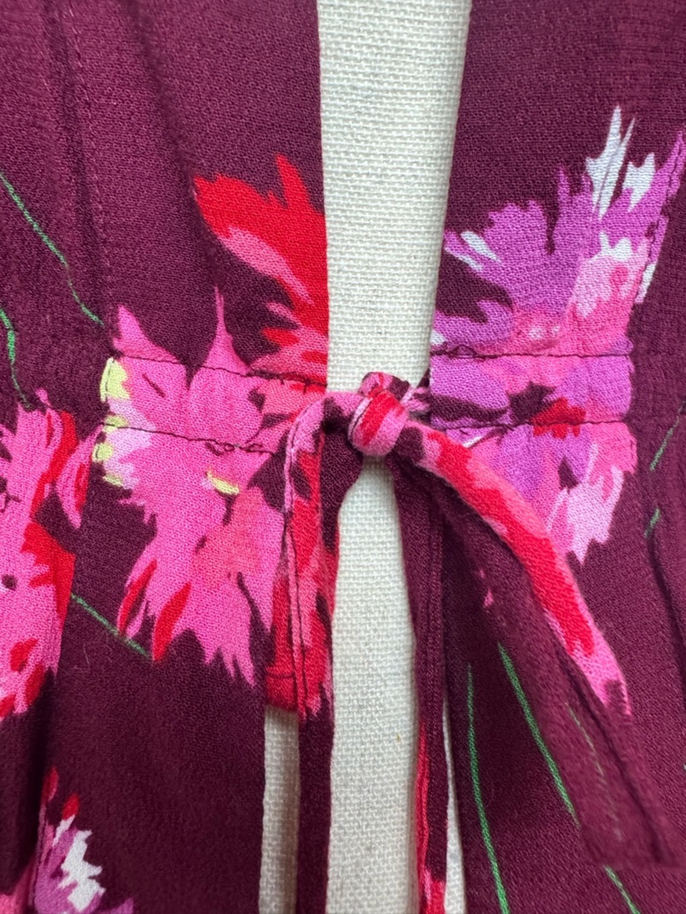 Express Floral Cinched Waist Kimono Maxie Jones ASO General Hospital Size XS P - Picture 3 of 12